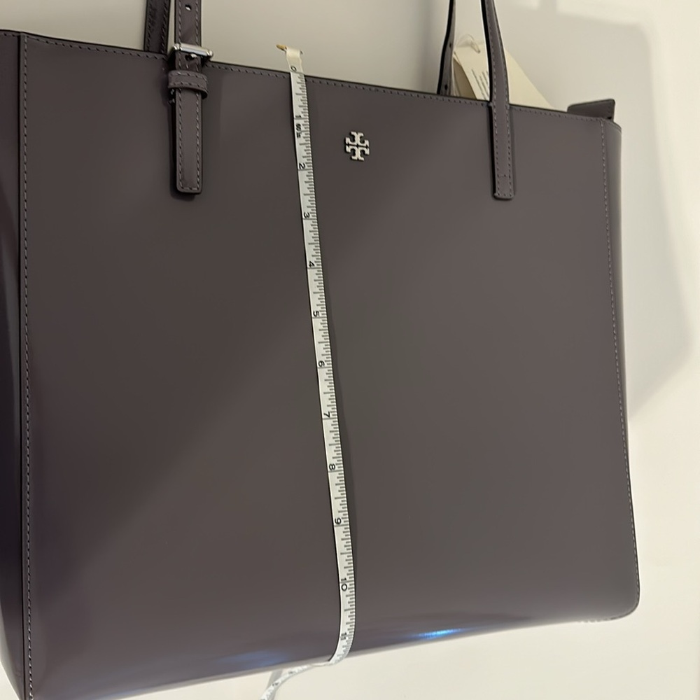 Tory Burch Emerson Patent Tote - Picture 9 of 13